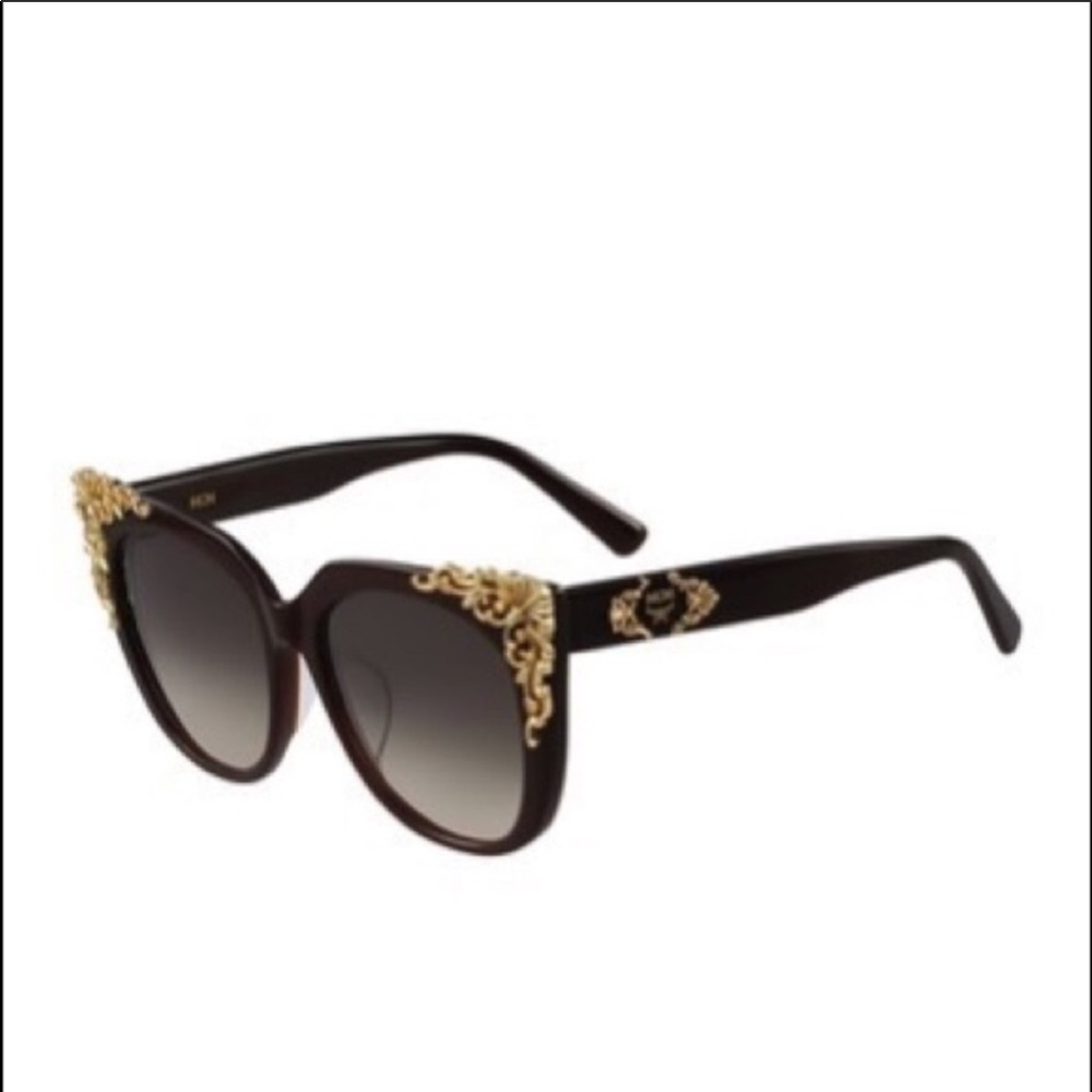 McM sunglasses Authentic come with case and cloth